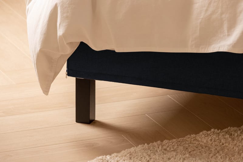 Scarlett Sengepakke 140x200 Skummadrass - Knappet gavl Blå - Møbler - Senger - Kontinentalsenger