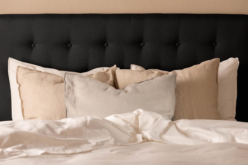 Scarlett Sengepakke 90x200 Memorymadrass - Knappet gavl Svart - Møbler - Senger - Kontinentalsenger