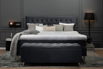 Royal Velvet komplett sengepakke med fløyelsseng 180x200 cm - Svart med høye sølvben - Møbler - Senger - Kontinentalsenger