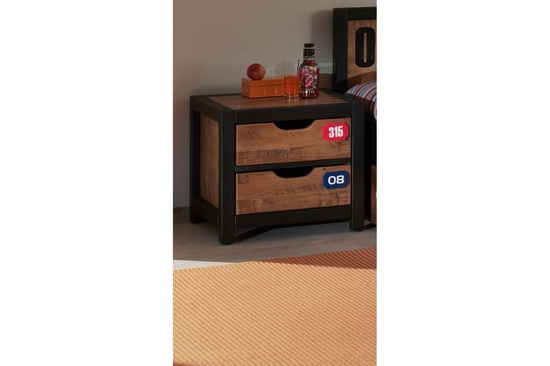 Seng med lamellbunn skuff nattbord 3-dørs garderobe Alex - Møbler - Senger - Møbelsett til soverom