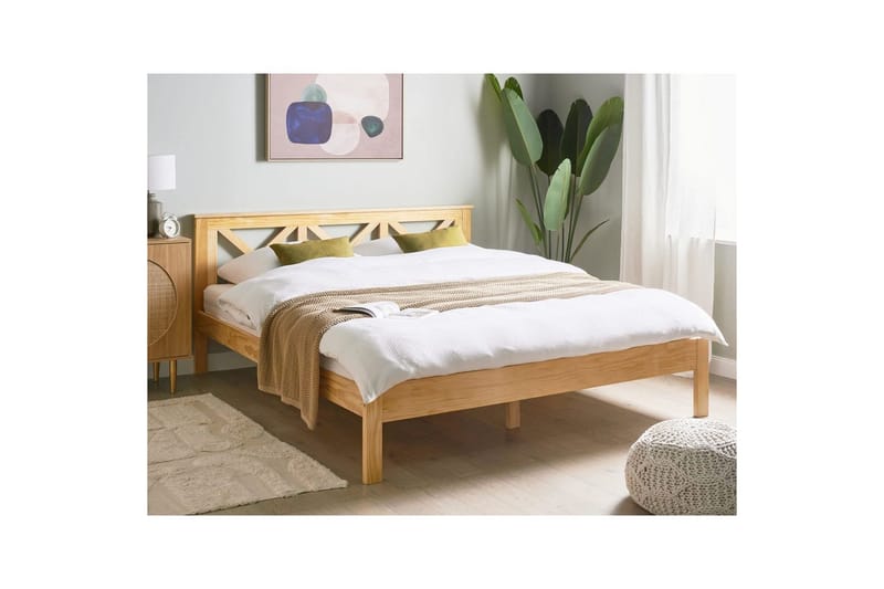 Seng med lamellramme Tannay - Lyst tre, 180x200 cm - Møbler - Senger - Sengeramme & sengestamme