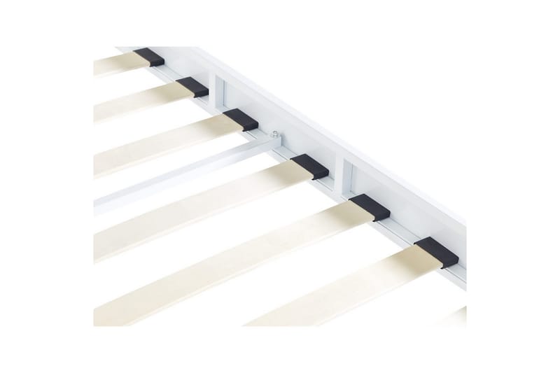 Seng med lamellramme Vaurs - Hvit, 140x200 cm - Møbler - Senger - Sengeramme & sengestamme