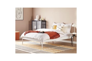 Seng med lamellramme Vaurs - Hvit, 140x200 cm - Møbler - Senger - Sengeramme & sengestamme