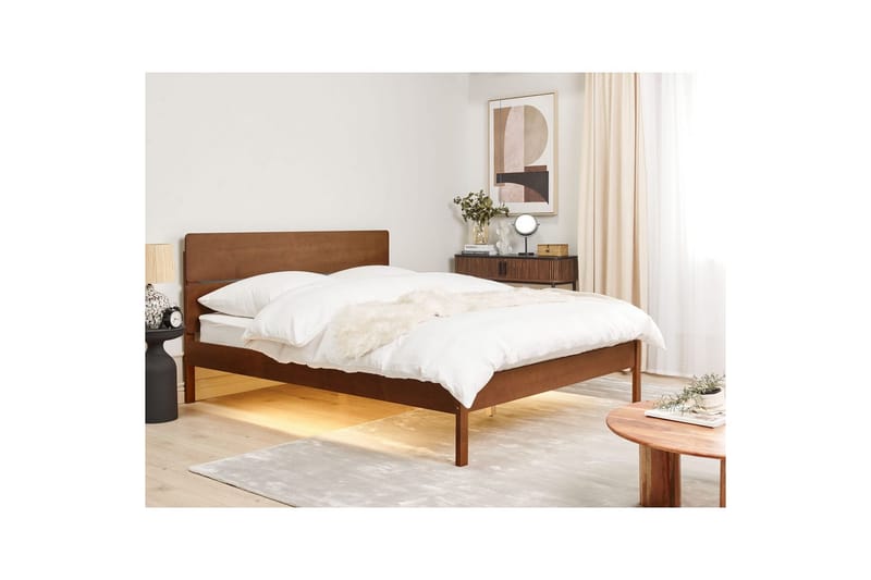 Seng med LED-belysning Boisset - Brun/Gummitre, 160x200 cm - Møbler - Senger - Sengeramme & sengestamme