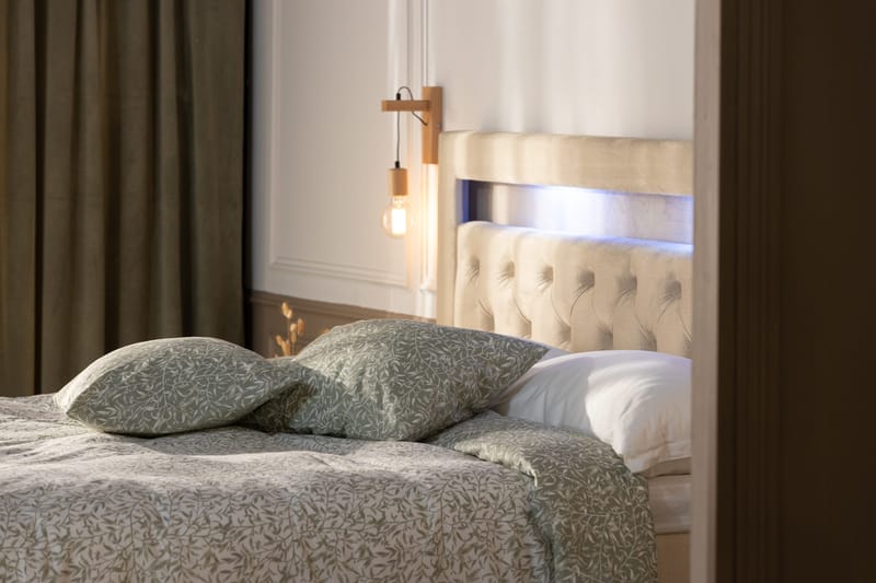 Oppbevaringsseng Alessia med LED-belysning 180x200 - Beige - Møbler - Senger - Senger med oppbevaring