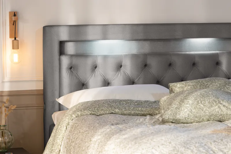 Oppbevaringsseng Alessia med LED-belysning 180x200 - Lysegrå - Møbler - Senger - Senger med oppbevaring