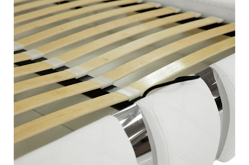 Dynir Sengeramme 140x200 cm - Hvit - Møbler - Senger - Sengeramme & sengestamme