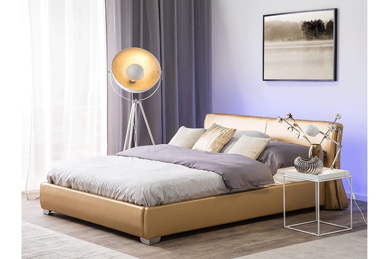 Lesh Dobbelseng med LED 180x200 Gull Gull - Gull - Møbler - Senger - Sengeramme & sengestamme