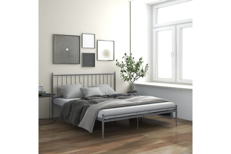 Sengeramme grå metall 200x200 cm - Grå - Sengeramme & sengestamme