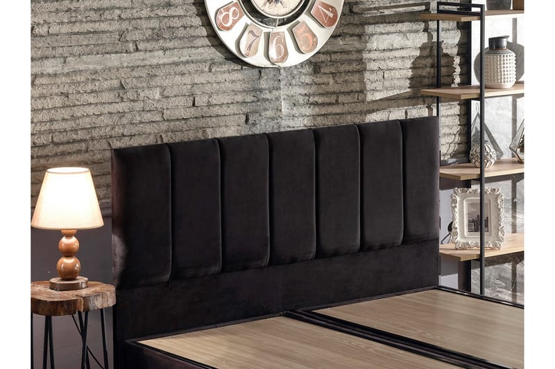 Sengeramme Huanal Dubbel med Sengegavl 150x200 cm - Svart - Møbler - Senger - Sengeramme & sengestamme