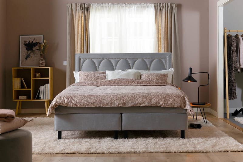 Leva Sengegavl 120 cm - Lysgrå/Fløyel - Møbler - Senger - Sengetilbehør - Sengegavl