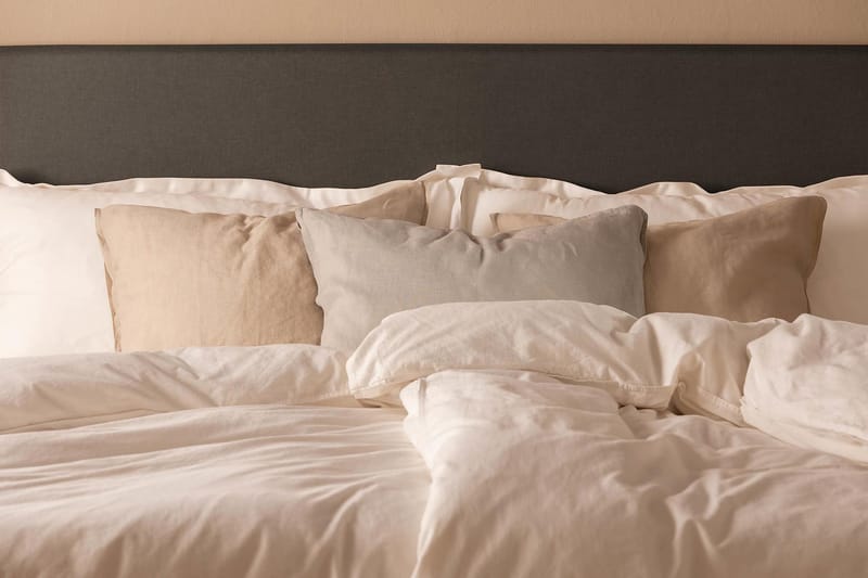 Scarlett Knappet gavl 120 - Mørkegrå - Møbler - Senger - Sengetilbehør - Sengegavl