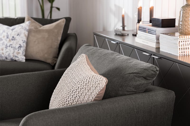Trend 2-seters Stoffsofa - Svart - Møbler - Sofaer - 2 seter sofa