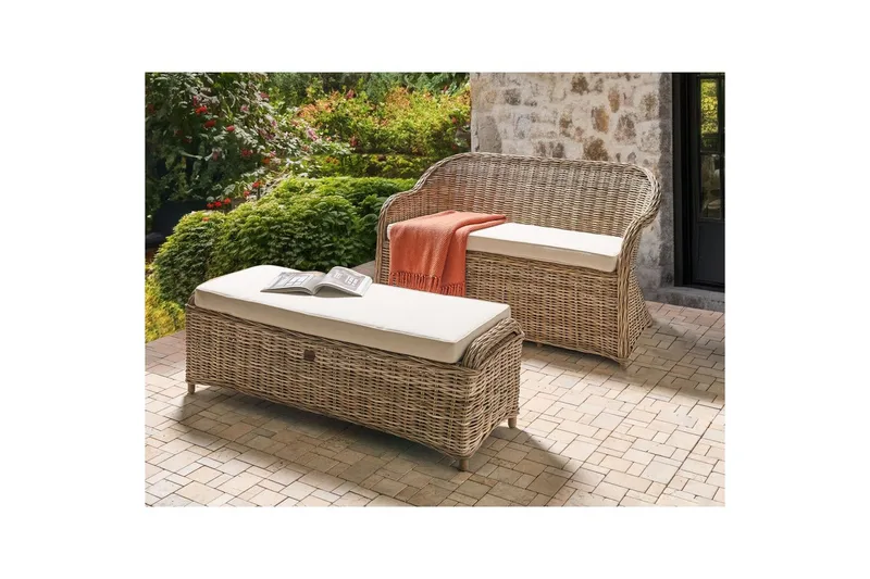 2-sitssoffa med fotpall Beliani Susua Nature||White - Hagemøbler & utemiljø - Utesofa - Hagesofa & hagebenk