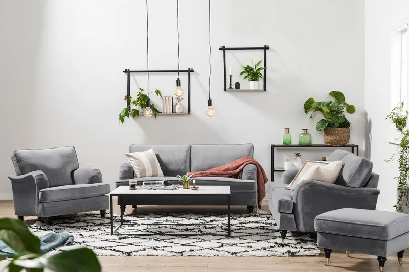 Howard-sofa uten divan og sjeselong Bloomington Howard Classic fløyelssofa 3-seter Vera 2, Grå velur - Møbler - Sofaer - 3 seter sofa