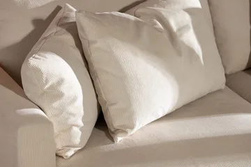 Menard 3-seters Dyp Manchestersofa - Beige - Møbler - Sofaer - 3 seter sofa