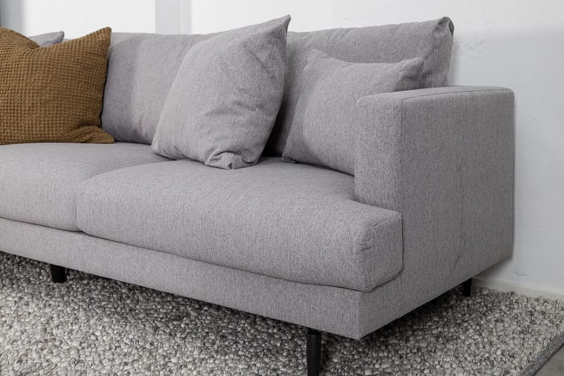 Sofia 3-seter Lav Sofa med Løse Puter i Stoff - Grå - Møbler - Sofaer - 3 seter sofa