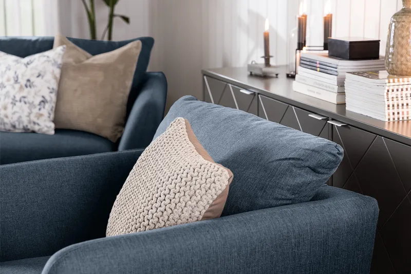 Trend 3-seter Sofa 218 cm med Buede Armlener i Stoff - Blå - Møbler - Sofaer - 3 seter sofa