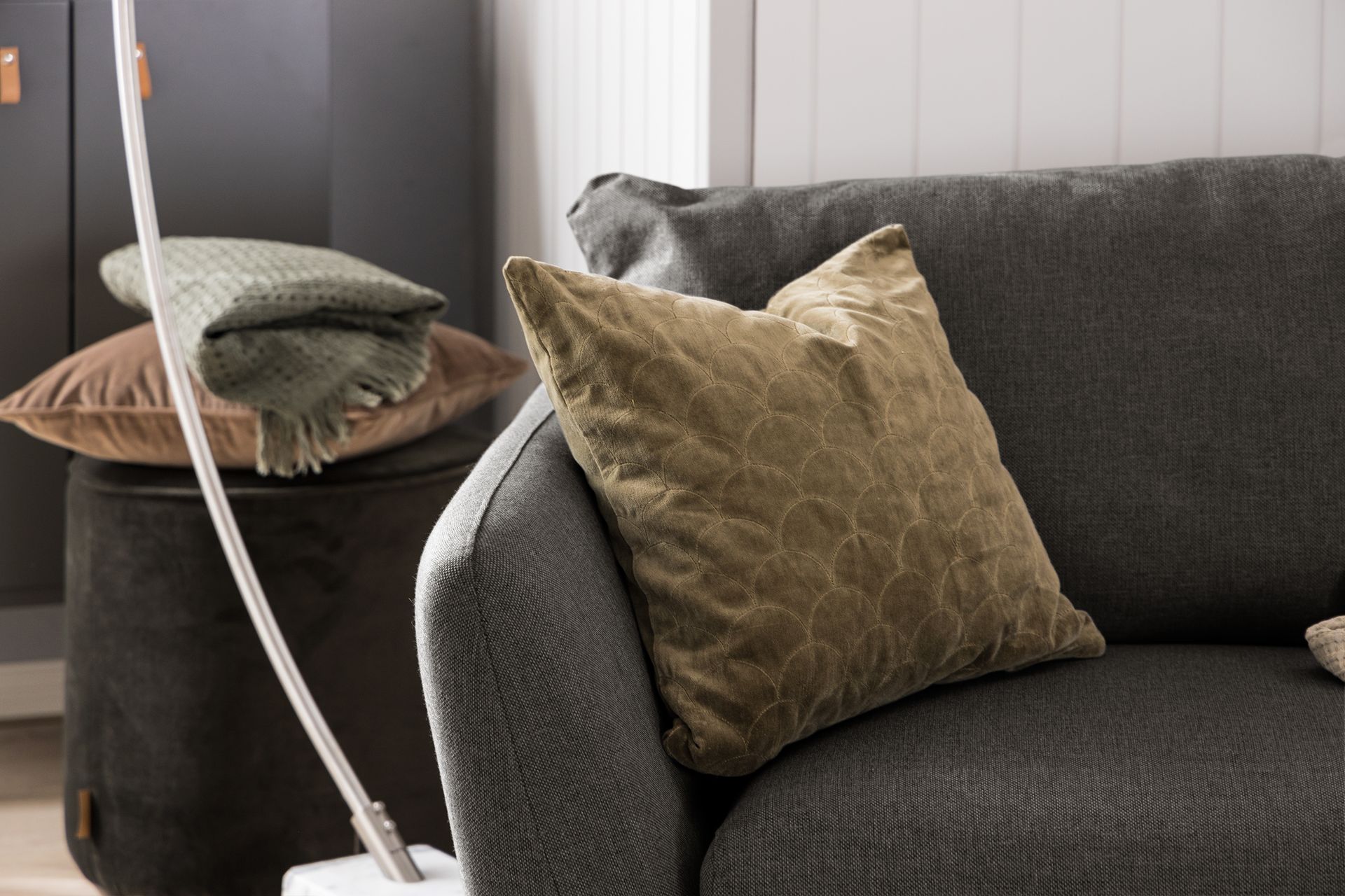 Trend 3-seters Stoffsofa - Svart - Møbler - Sofaer - 3 seter sofa