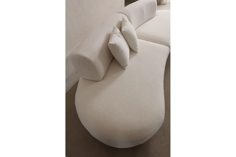 Dariya Svängd Sofa 3-sits - Krem - Møbler - Sofaer - 3 seter sofa