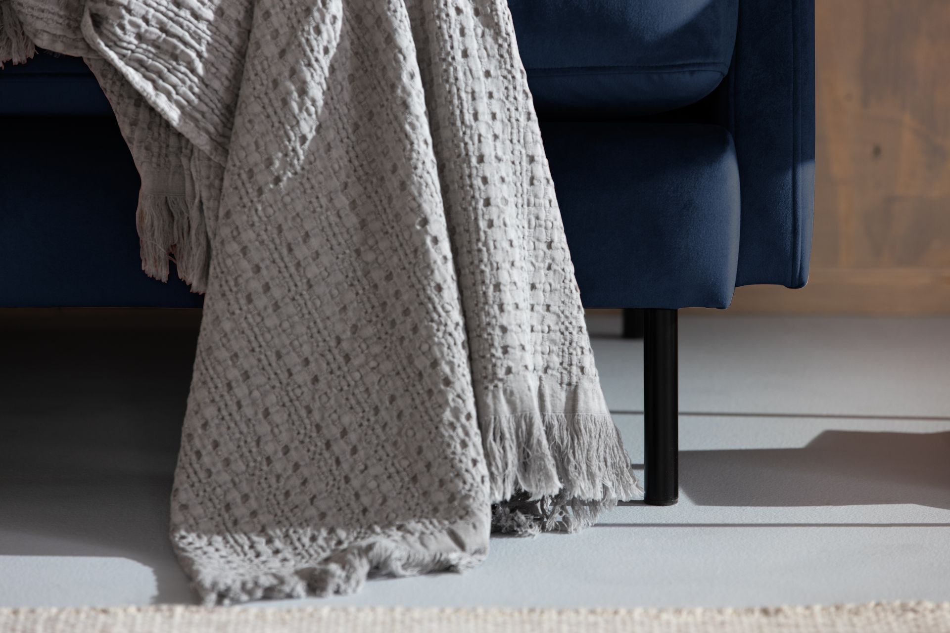 Fløyelssofa Elion 2-seter - Blå - Møbler - Sofaer - Fløyelssofaer