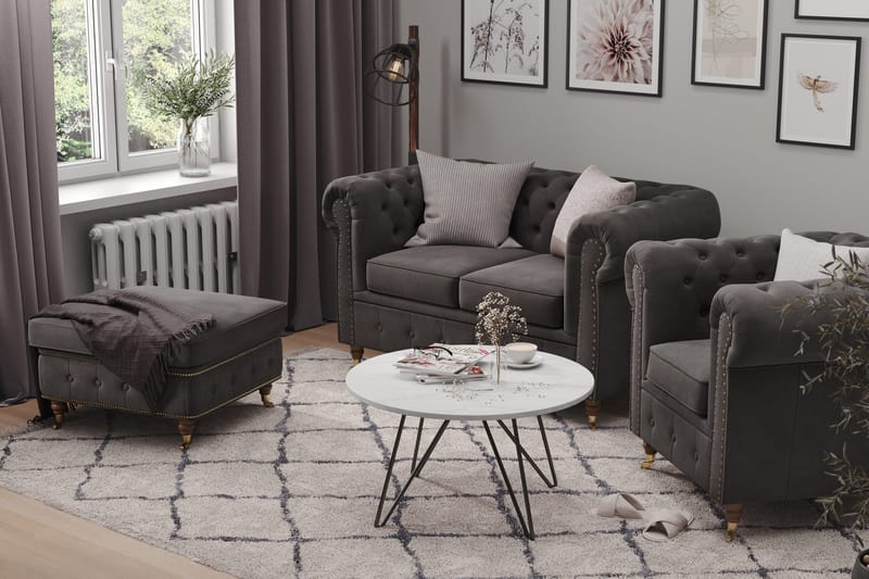 Chesterfield Deluxe 2-seter Sofa - Grå - Møbler - Sofaer - Howard-sofaer
