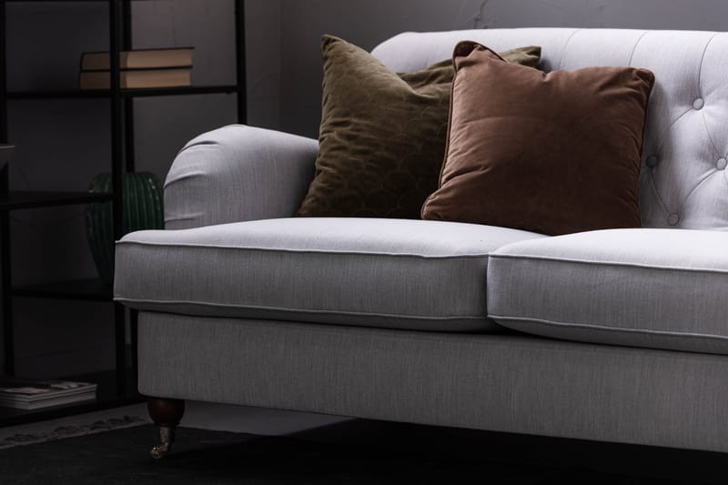 Howard 2-seters Stoffsofa - Grå - Møbler - Sofaer - Howard-sofaer