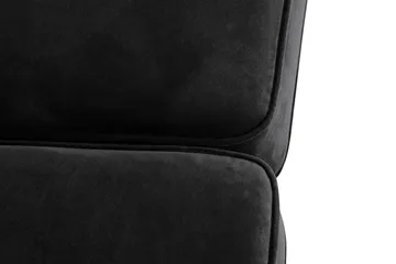 Howard Classic 2-seters Svunget Fløyelssofa - Svart - Møbler - Sofaer - Howard-sofaer