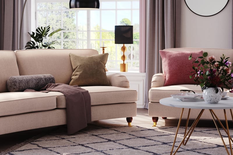 Howard Lyx 4-seters Svunget Stoffsofa - Beige - Møbler - Sofaer - Howard-sofaer