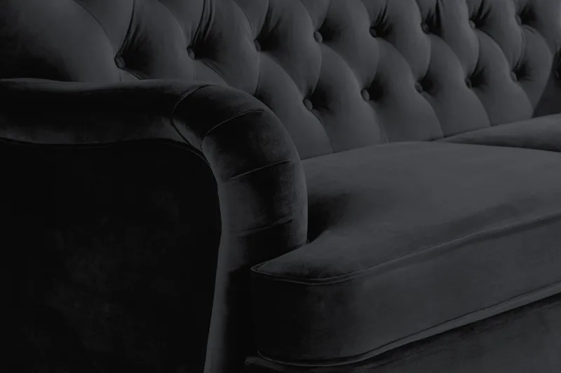 Howard Riviera 2-seters Fløyelssofa - Svart - Møbler - Sofaer - Howard-sofaer