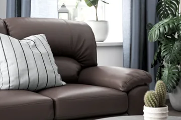 Lindby 2-seters sofa i kunstskinn - Brun - Møbler - Sofaer - Skinnsofaer