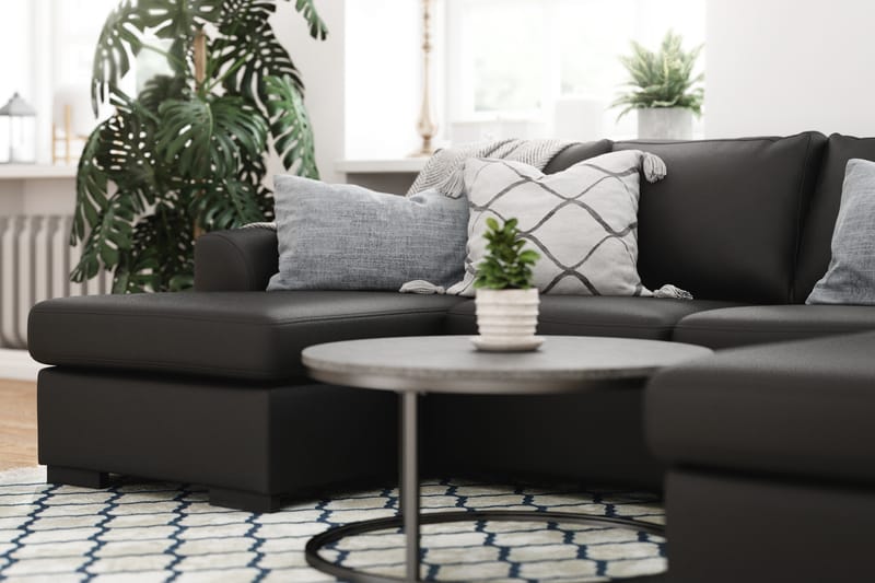 Porto 4-seters Høyrevendt U-formet Sofa med Divan og Sjeselong i Kunstskinn - Svart - Møbler - Sofaer - Skinnsofaer