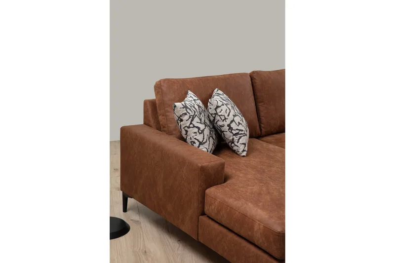 Svanabyn Sofa m. Divan og Sjeselong 4-seter - Brun - Møbler - Sofaer - Sofaer med sjeselong - 4 seters sofa med divan