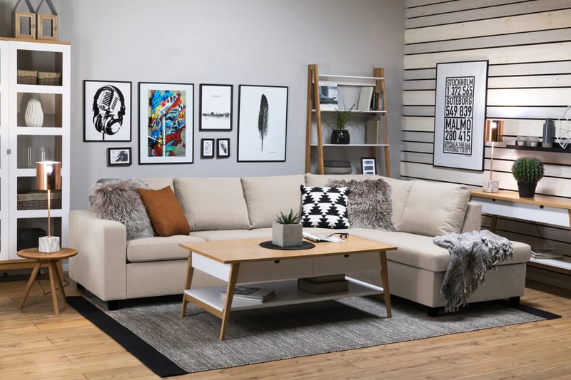 Crazy 4-seters Høyrevendt L-formet Sjeselongsofa i Stoff - Beige - Møbler - Sofaer - Sofaer med sjeselong - 3 seters sofa med divan