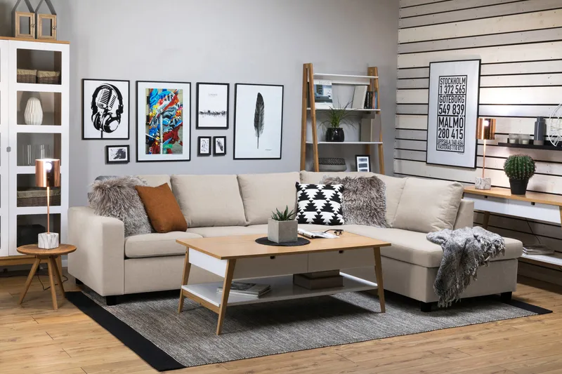 Crazy 4-seters Høyrevendt L-formet Sjeselongsofa i Stoff - Beige - Møbler - Sofaer - Sofaer med sjeselong - 3 seters sofa med divan
