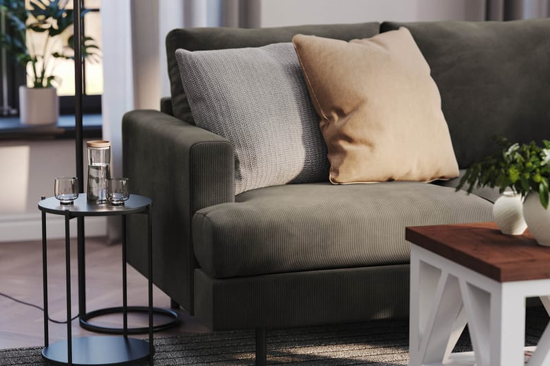Menard Compact 3-seters Høyrevendt L-formet Divansofa i Manchester - Mørk grå - Møbler - Sofaer - Sofaer med sjeselong - 3 seters sofa med divan