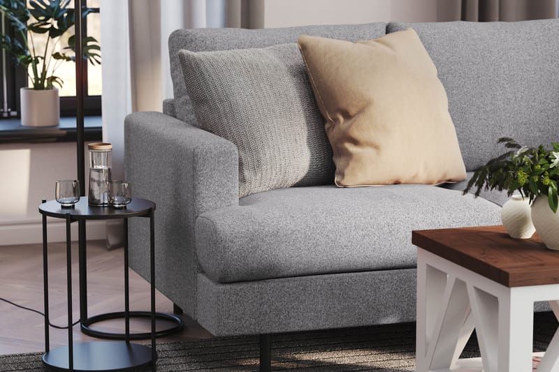 Menard Compact 3-seters Høyrevendt L-formet Divansofa i Stoff - Grå - Møbler - Sofaer - Sofaer med sjeselong - 3 seters sofa med divan