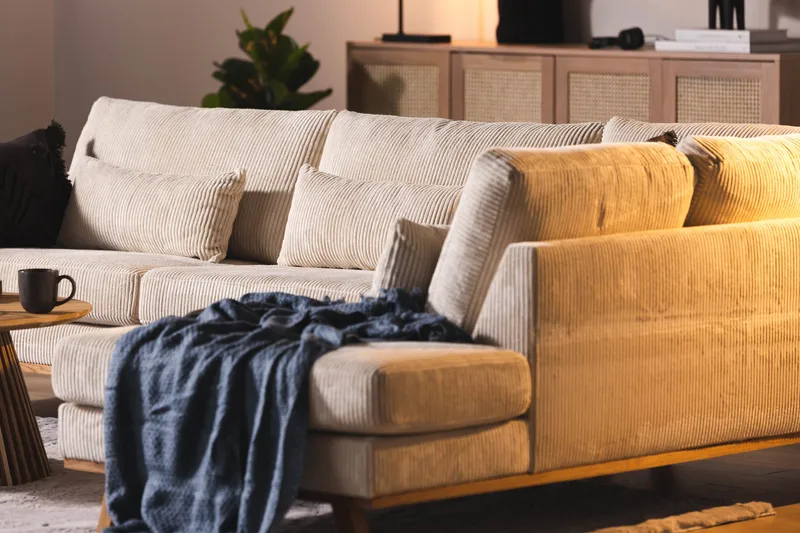 Copenhagen 4-seters Høyrevendt L-formet Sjeselongsofa i Manchester - Beige - Møbler - Sofaer - Sofaer med sjeselong - 4 seters sofa med divan