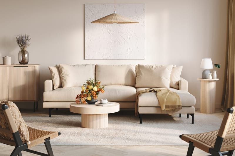 Menard 3-seters Høyrevendt L-formet Divansofa i Manchester - Beige - Møbler - Sofaer - Sofaer med sjeselong - 3 seters sofa med divan