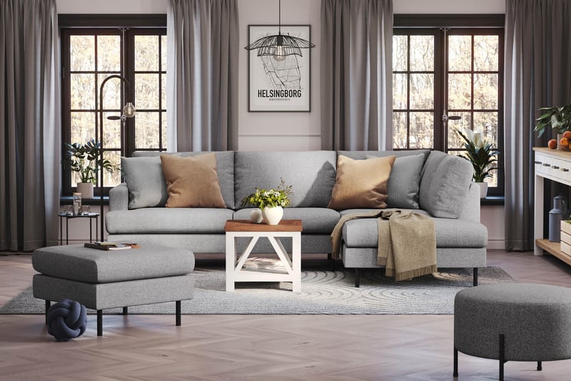 Menard Compact 4-seters Høyrevendt L-formet Sjeselongsofa i Stoff - Grå - Møbler - Sofaer - Sofaer med sjeselong - 4 seters sofa med divan