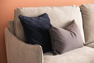 Trend Lyx 4-seters Høyrevendt L-formet Sjeselongsofa i Stoff - Beige - Møbler - Sofaer - Sofaer med sjeselong - 4 seters sofa med divan