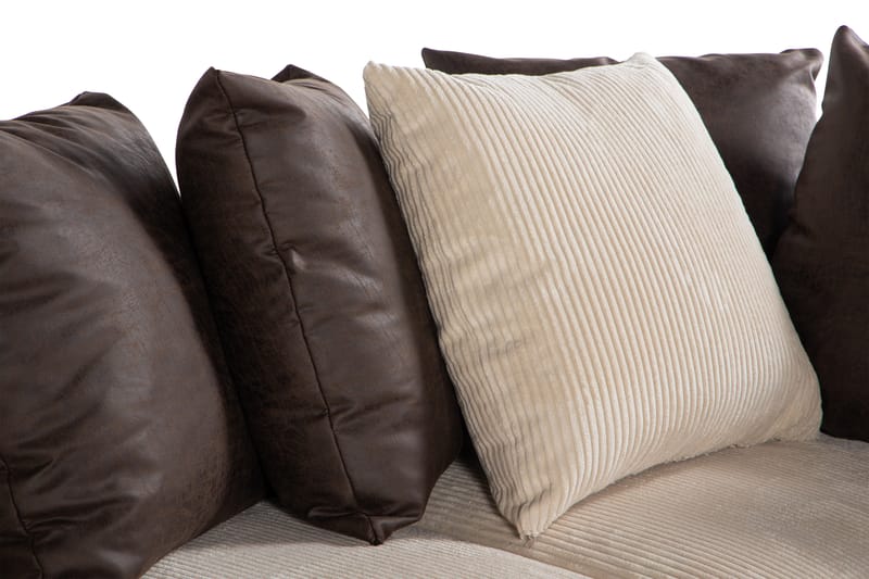 Cuba 4-seters Høyrevendt L-formet Sjeselongsofa i Manchester/Kunstlær inkl. Pynteputer - Brun / Beige - Møbler - Sofaer - Sofaer med sjeselong - 4 seters sofa med divan