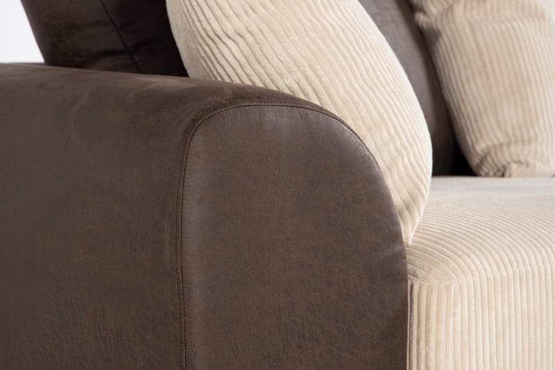 Cuba 4-seters Høyrevendt L-formet Sjeselongsofa i Manchester/Kunstlær inkl. Pynteputer - Brun / Beige - Møbler - Sofaer - Sofaer med sjeselong - 4 seters sofa med divan