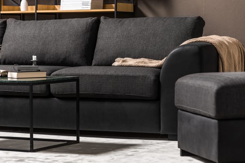 Cuba 4-seters Venstrevendt L-formet Sjeselongsofa i Kunstlær/Stoff - Svart / Grå - Møbler - Sofaer - Sofaer med sjeselong - 4 seters sofa med divan