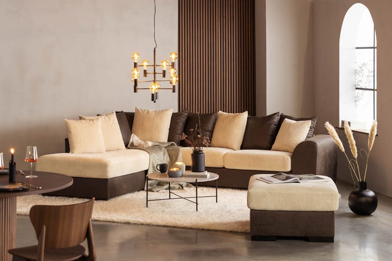 Cuba 4-seters Venstrevendt L-formet Sjeselongsofa i Manchester/Kunstlær inkl. Pynteputer - Brun / Beige - Møbler - Sofaer - Sofaer med sjeselong - 4 seters sofa med divan