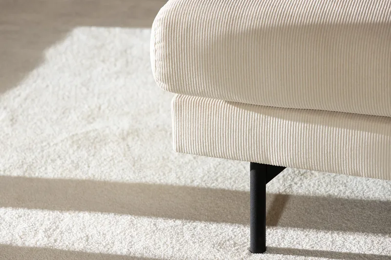 Menard 4-seters Høyrevendt Dyp L-formet Sjeselongsofa i Manchester - Beige - Møbler - Sofaer - Sofaer med sjeselong - 4 seters sofa med divan