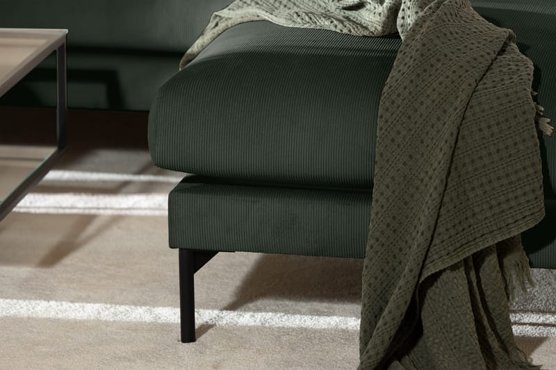 Menard 4-seters Høyrevendt Dyp L-formet Sjeselongsofa i Manchester - Grønn - Møbler - Sofaer - Sofaer med sjeselong - 4 seters sofa med divan