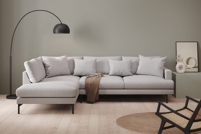 Menard 4-seters Venstrevendt L-formet Sjeselongsofa i Stoff - Lys grå - Møbler - Sofaer - Sofaer med sjeselong - 4 seters sofa med divan