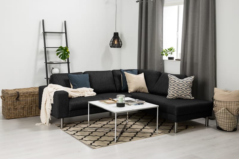 Sofa Erstavik 4-seter med Sjeselong Høyre - Svart - 4 seters sofa med divan - Sofaer med sjeselong