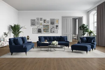 Andrew Sofagruppe 3-seter + 2-seter Sofa + Lenestol + Fotskammel i Fløyel - Blå - Møbler - Sofaer - Sofagrupper - Howard sofagruppe
